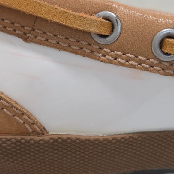 Ugg Duck Shoes Women's Size 6 Leather/Patent Leather Ashdale Tan Off White - Picture 12 of 12